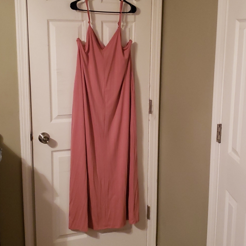 Long flowy maxi with pockets, plus size